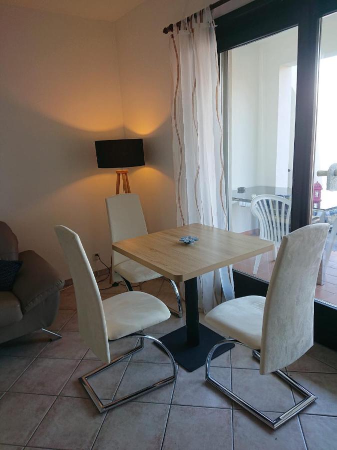 1 Zimmer Apartment Mit Seesicht Und Pool Gambarogno Ngoại thất bức ảnh